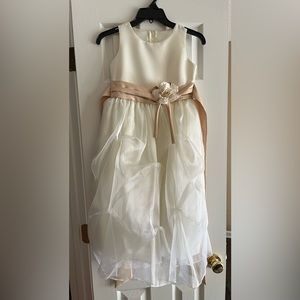 K.I.D Collection flower girl dress. Size 8, worn once.